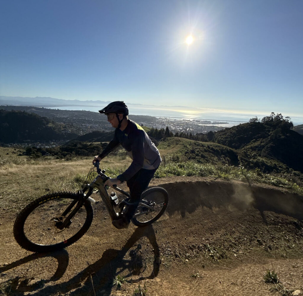 2026 Santa Cruz Vala Alloy Electric Rental Bike